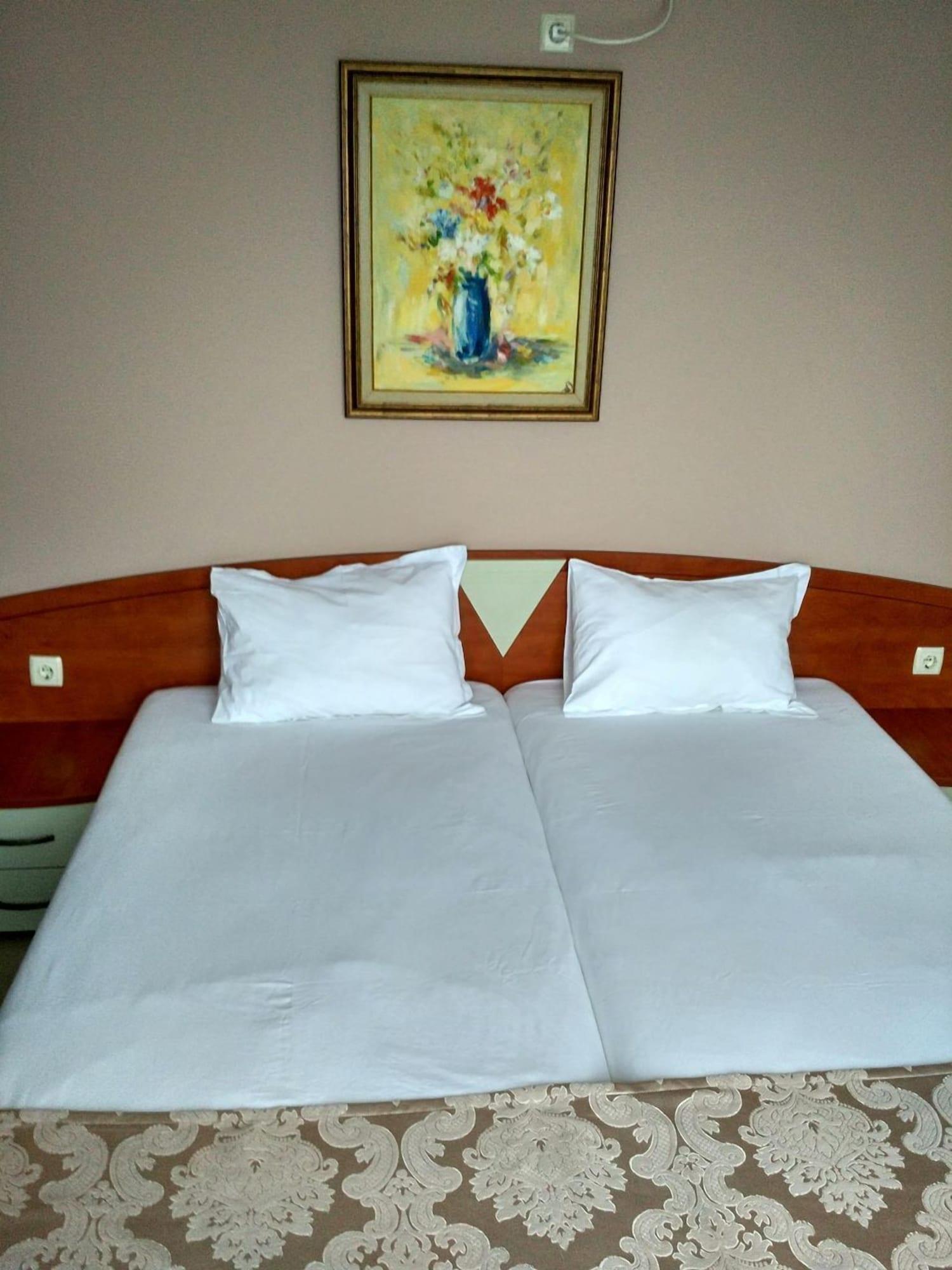 פלובדיב Philippopolis Hotel מראה חיצוני תמונה