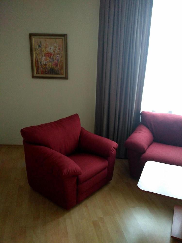 פלובדיב Philippopolis Hotel מראה חיצוני תמונה