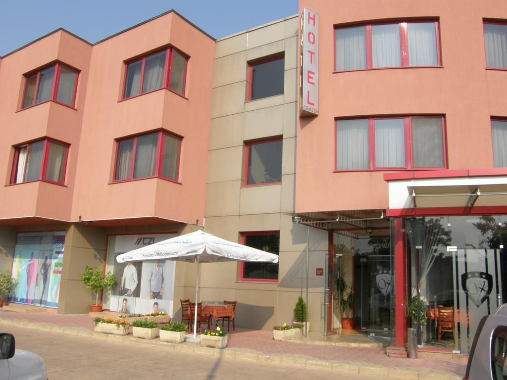 פלובדיב Philippopolis Hotel מראה חיצוני תמונה